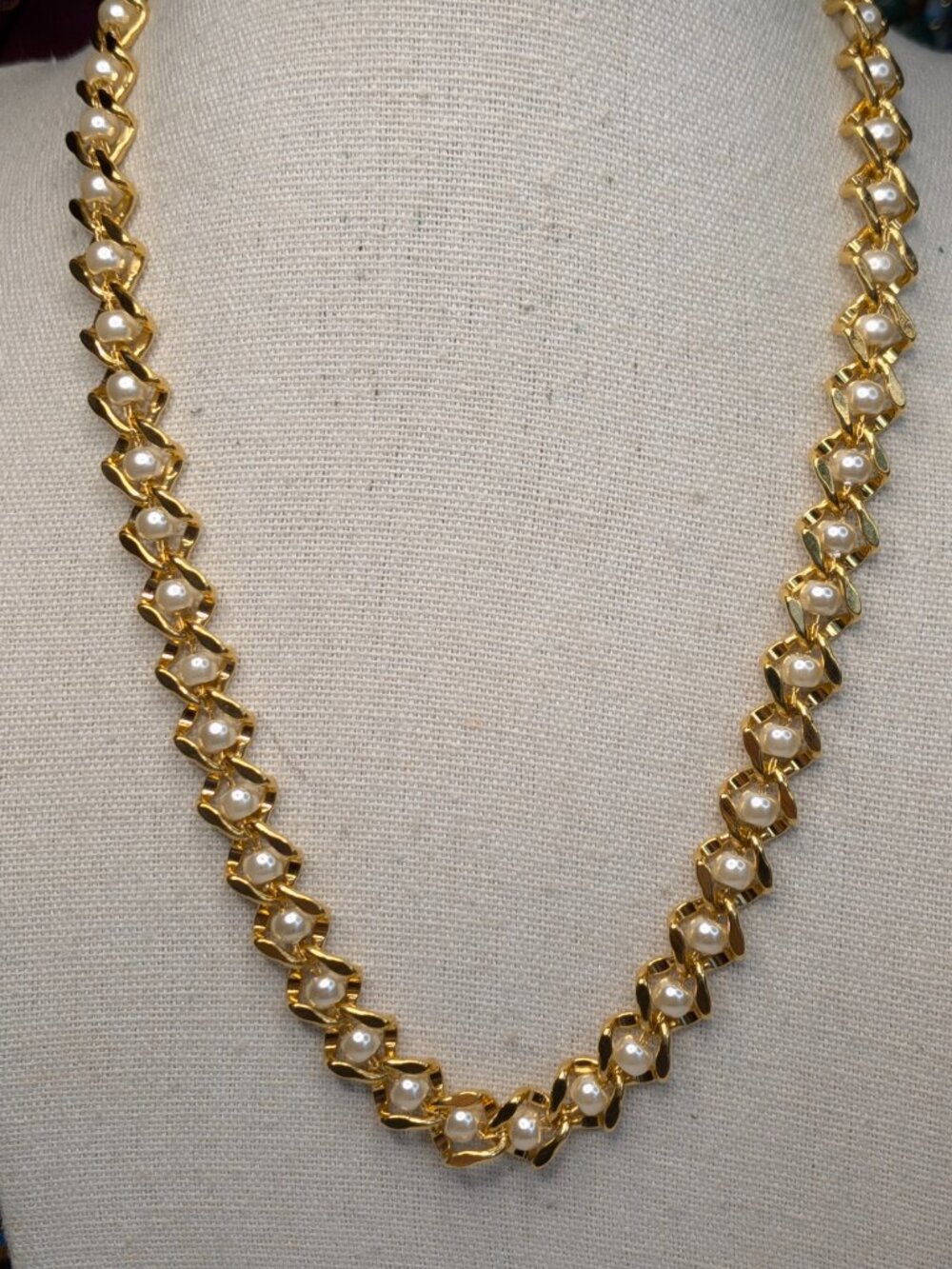 Napier Gold‑Tone Faux Pearl Link Necklace, 18" Vintage 1970s–1980s